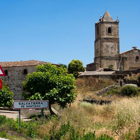 Casa Rural La Manzanilla Salvatierra de Santiago Экстерьер фото